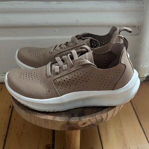 Cloudsteppers by Clarks Tan Sneakers